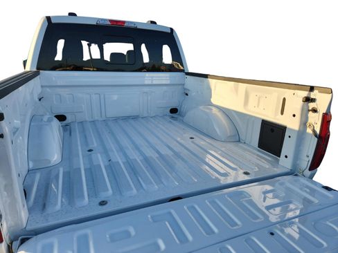 New 2025 Ford F150 XLT w/ Equipment Group 302A MID image 28