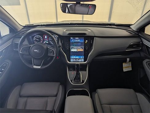 Certified 2025 Subaru Outback Limited image 9