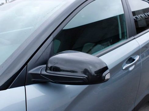 Used 2020 Hyundai Kona SEL AWD/4WD image 14