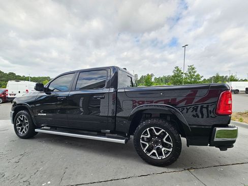 Used 2025 RAM 1500 Laramie AWD/4WD image 5