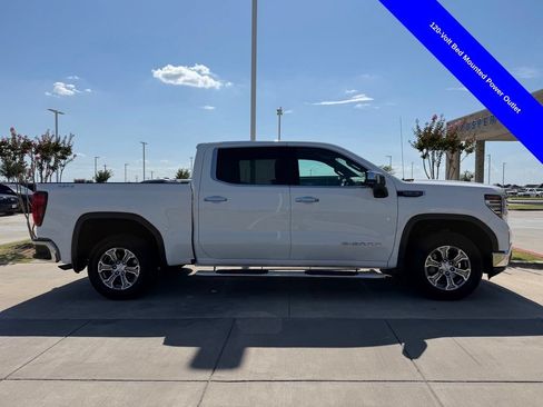 Used 2024 GMC Sierra 1500 SLT AWD/4WD image 19