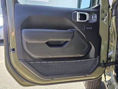 New 2026 Jeep Wrangler Unlimited Sport AWD/4WD image 11