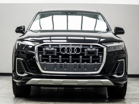 Used 2025 Audi Q7 3.0T Premium Plus AWD/4WD image 7