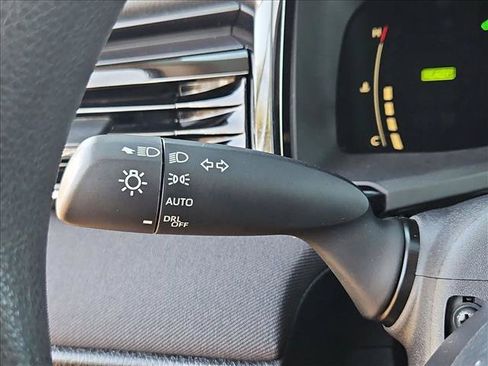 Used 2025 Toyota Camry LE FWD image 15