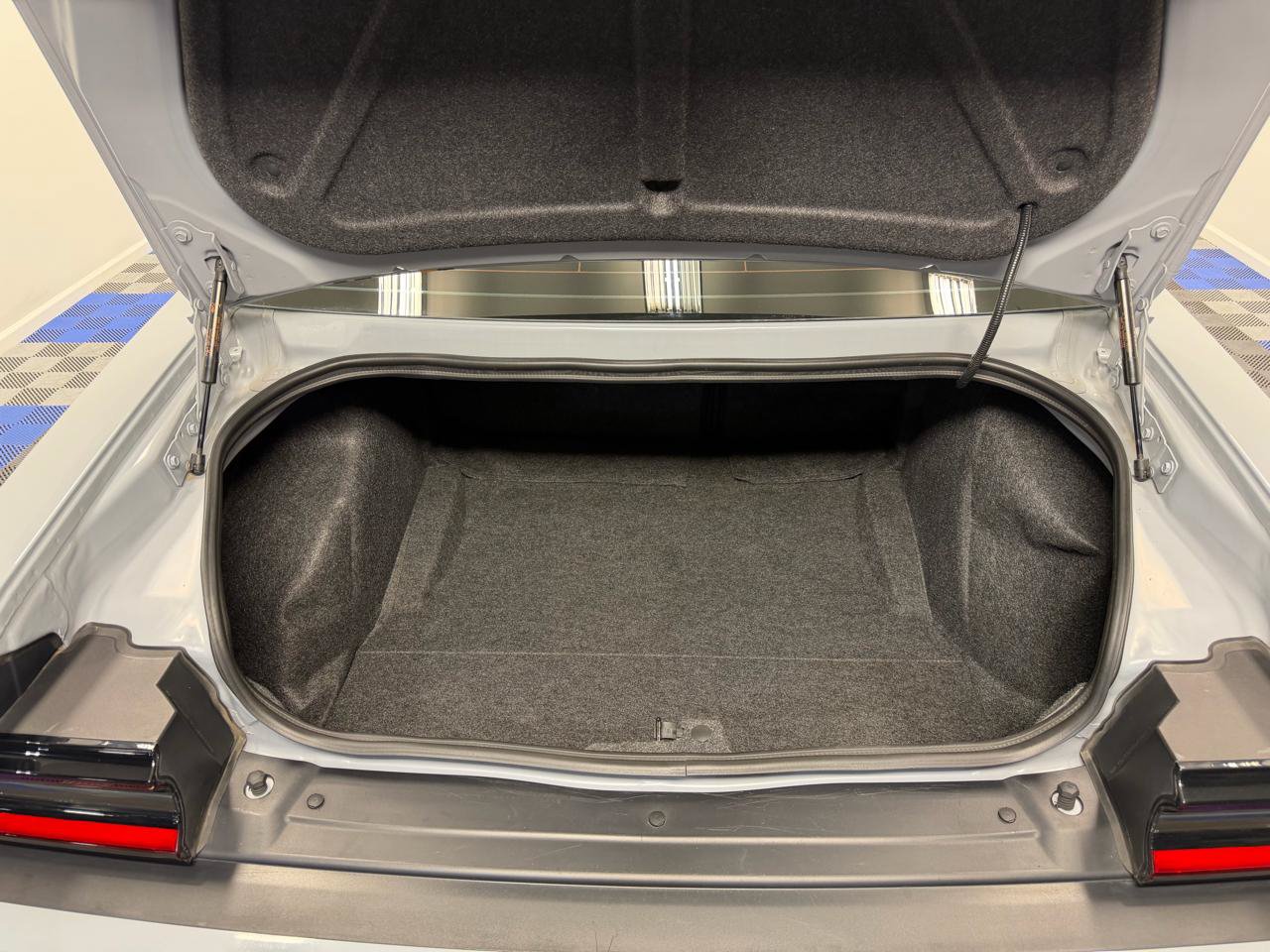 Used 2022 Dodge Challenger R/T Scat Pack RWD image 27