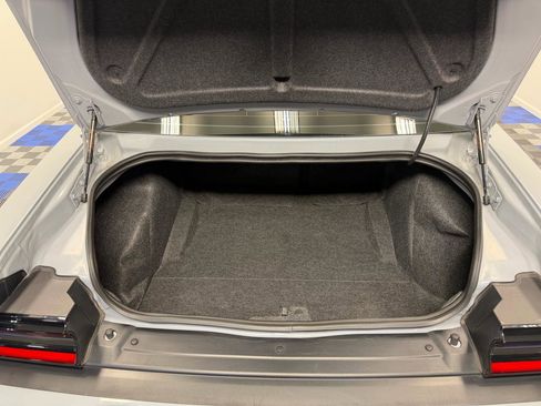Used 2022 Dodge Challenger R/T Scat Pack RWD image 27