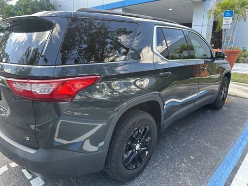 Used 2021 Chevrolet Traverse LT AWD/4WD image 24