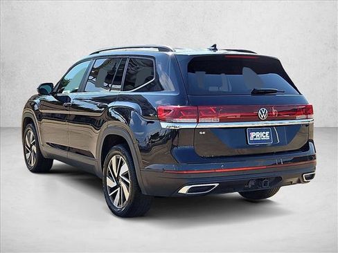 Used 2025 Volkswagen Atlas SE FWD image 8