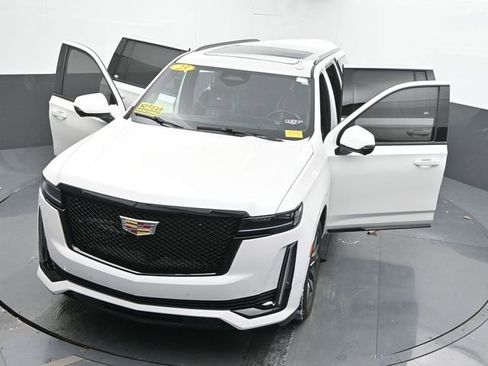 Used 2023 Cadillac Escalade ESV Sport Platinum image 67