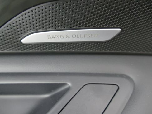 Certified 2025 Audi Q5 Premium AWD/4WD image 12