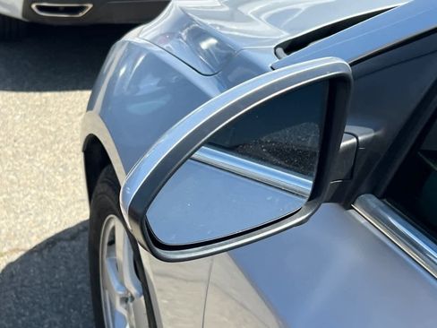 Used 2016 Chevrolet Cruze LT image 8