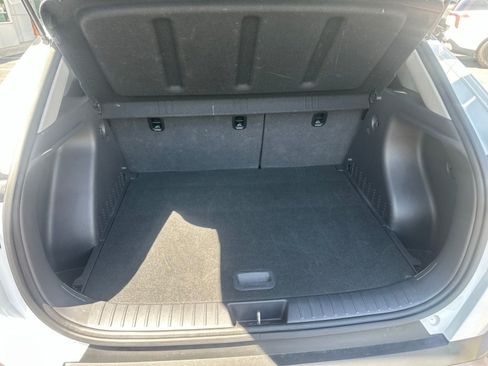 Used 2024 Hyundai Kona SEL FWD image 17
