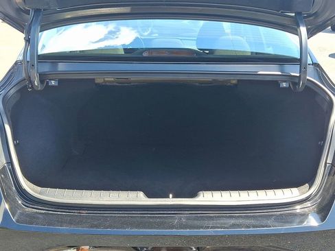 Used 2022 Hyundai Elantra SEL image 30