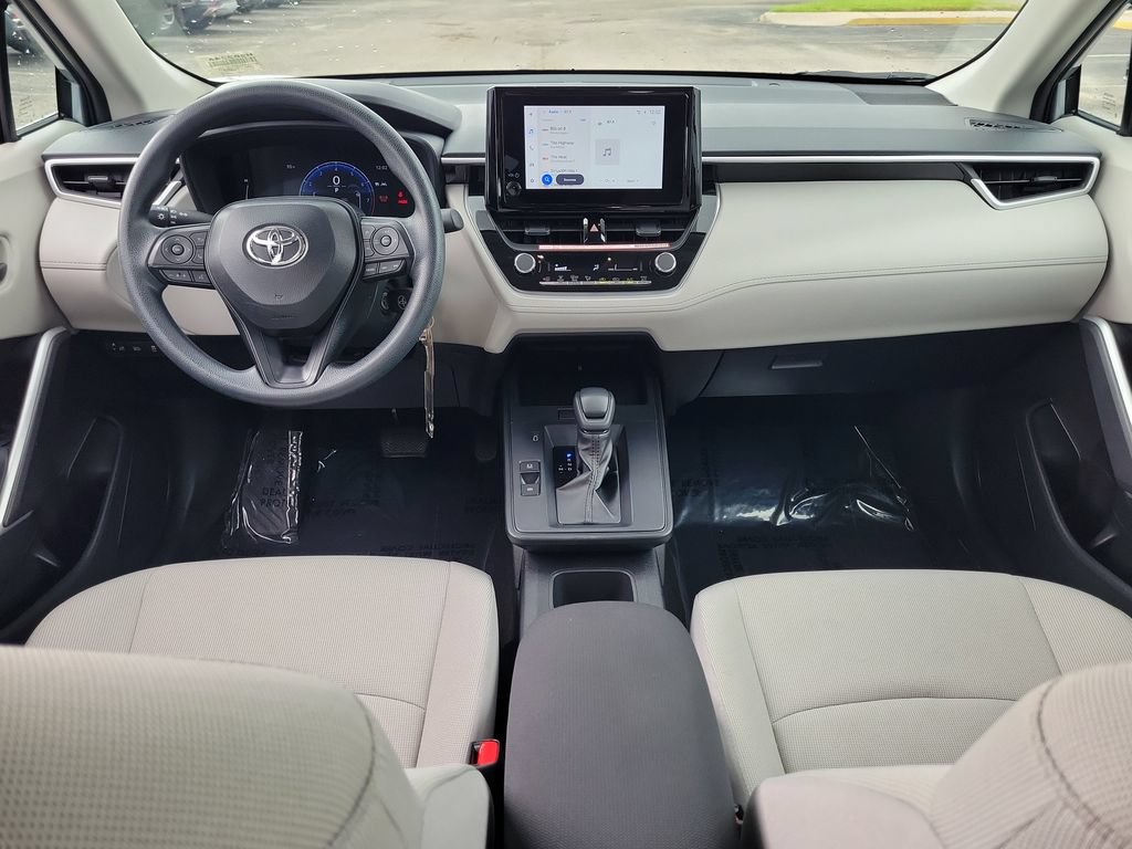 Used 2026 Toyota Corolla Cross L FWD image 9