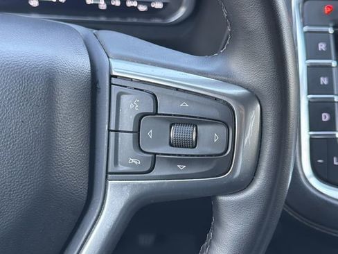 Used 2023 Chevrolet Suburban Premier AWD/4WD image 10