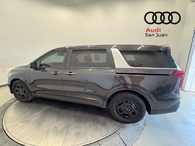 Used 2026 Kia Carnival FWD image 39