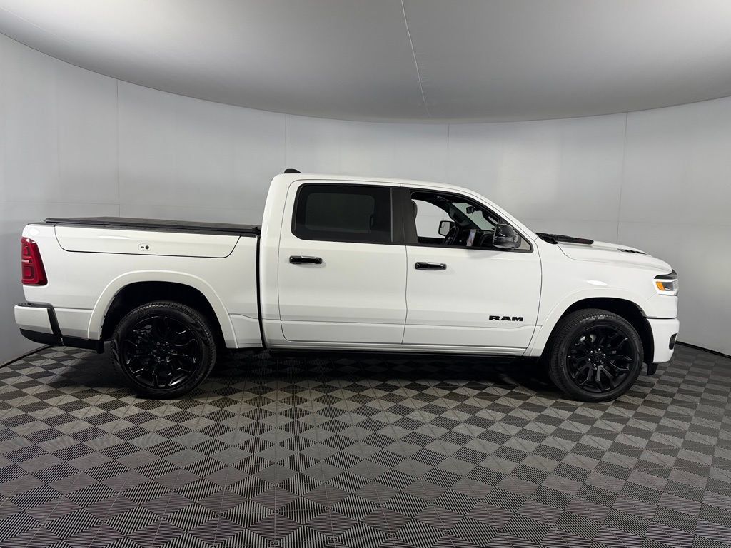 Used 2025 RAM 1500 Limited AWD/4WD image 7