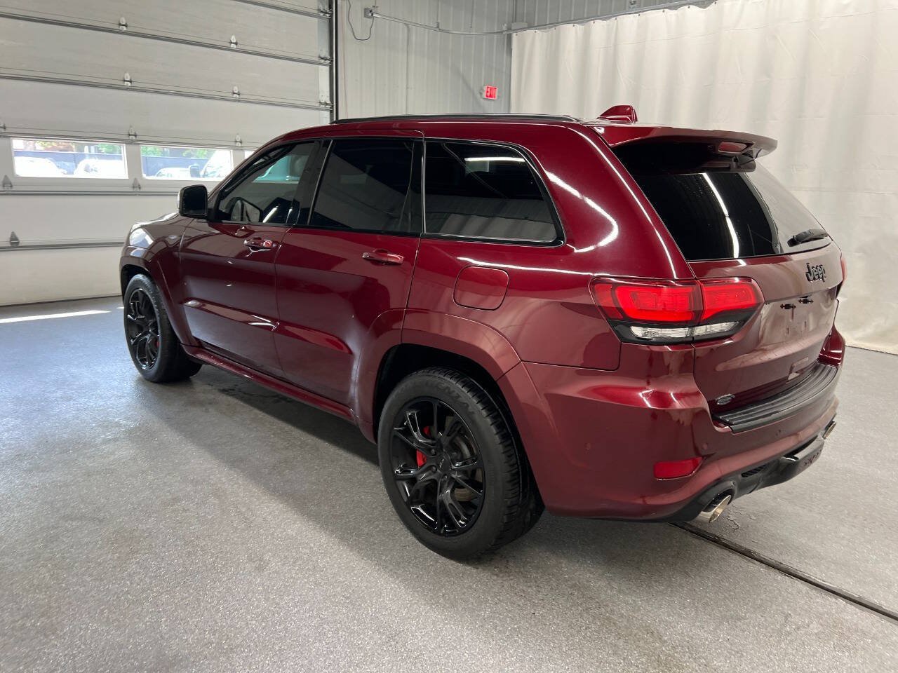 Used 2019 Jeep Grand Cherokee SRT w/ Trailer Tow Group IV AWD/4WD image 6