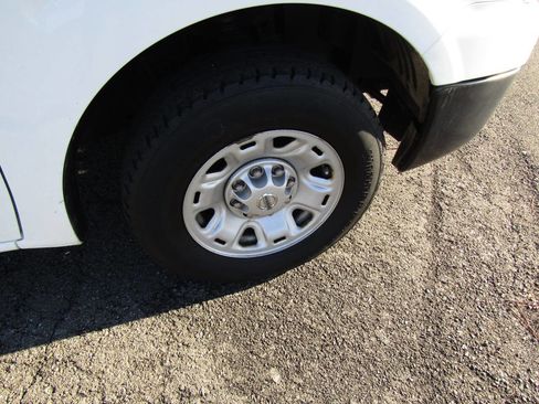 Used 2020 Nissan NV 1500 SV image 33