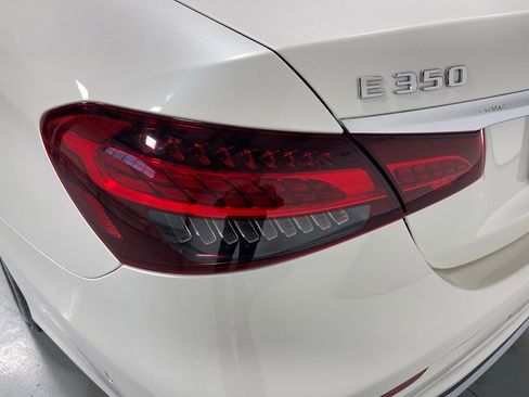 Used 2022 Mercedes-Benz E 350 4MATIC Sedan image 13