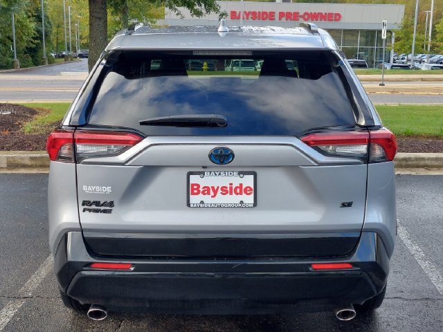 Used 2021 Toyota RAV4 SE w/ Weather & Moonroof Package AWD/4WD image 21