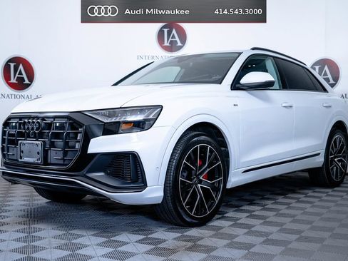 Used 2023 Audi Q8 Premium Plus AWD/4WD image 3