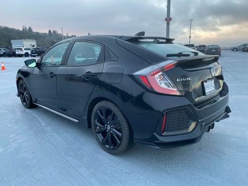 Used 2019 Honda Civic Sport image 6