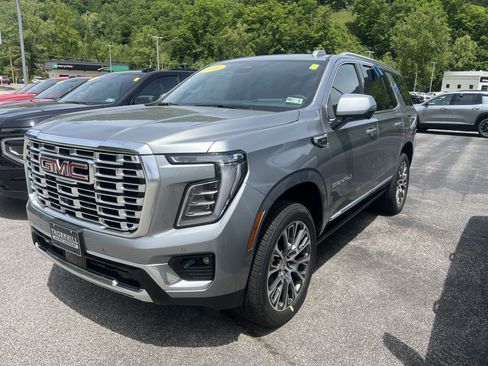 New 2026 GMC Yukon Denali w/ Denali Reserve Package AWD/4WD image 6