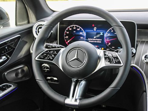 New 2026 Mercedes-Benz GLC 300 4MATIC image 15
