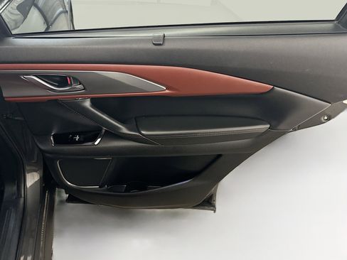 Used 2017 MAZDA CX-9 Signature image 33
