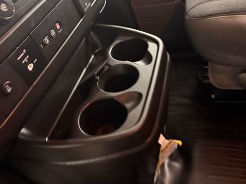 Used 2025 GMC Savana 2500 w/ Driver Convenience Package RWD image 18