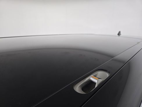 Used 2024 Rivian R1S Adventure AWD/4WD image 13