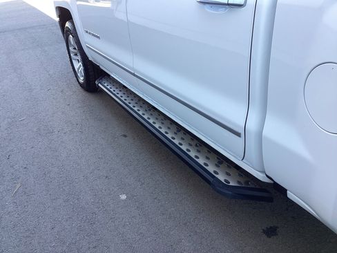 Used 2017 Chevrolet Silverado 1500 LTZ image 17