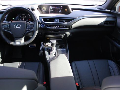Used 2021 Lexus UX 250h F Sport w/ F Sport Premium Package AWD/4WD image 23