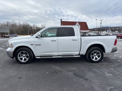 Used 2016 RAM 1500 Laramie image 4