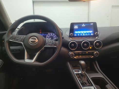 Used 2025 Nissan Sentra SV FWD image 22