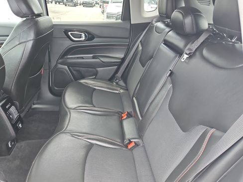 Used 2022 Jeep Compass Trailhawk image 11