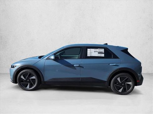 New 2026 Hyundai Ioniq 5 SE image 5