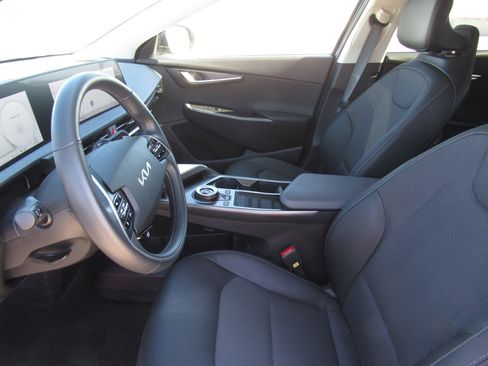 Used 2023 Kia EV6 Light image 14