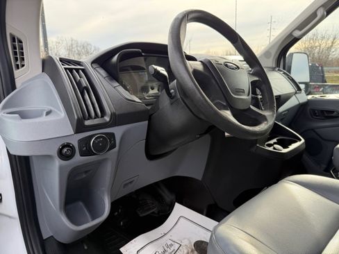 Used 2018 Ford Transit 350 T-350 148 Med Rf 9500 GVWR Sl image 13