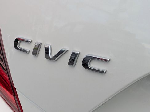 Used 2018 Honda Civic EX-L image 29