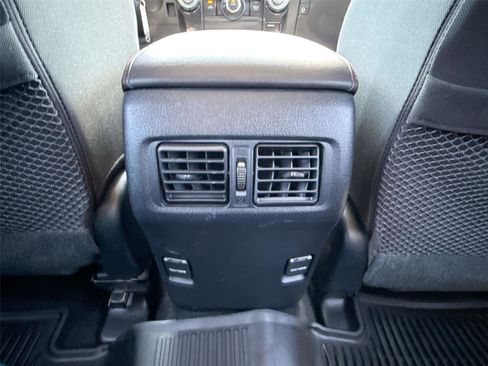 Used 2019 Toyota 4Runner TRD Off-Road AWD/4WD image 22