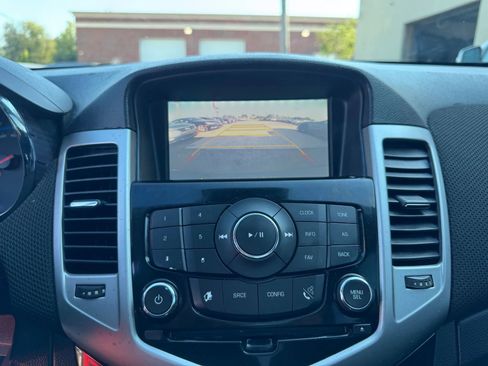 Used 2016 Chevrolet Cruze LT w/ Sun And Sound Package image 33