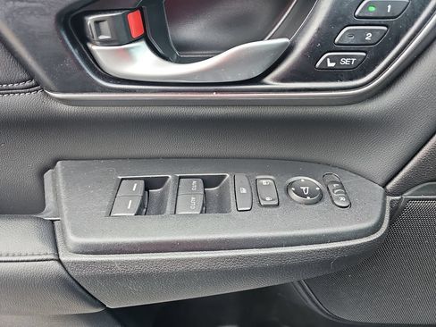 Used 2022 Honda CR-V Touring image 27