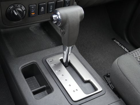 Used 2019 Nissan Frontier SV w/ Value Truck Package image 13