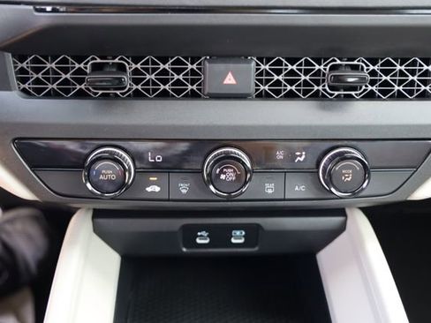 Certified 2023 Honda Accord LX image 18