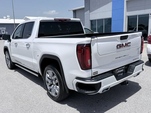 Used 2025 GMC Sierra 1500 Denali w/ Denali Reserve Package AWD/4WD image 6
