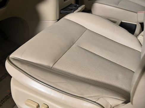 Used 2014 Nissan Quest LE image 28