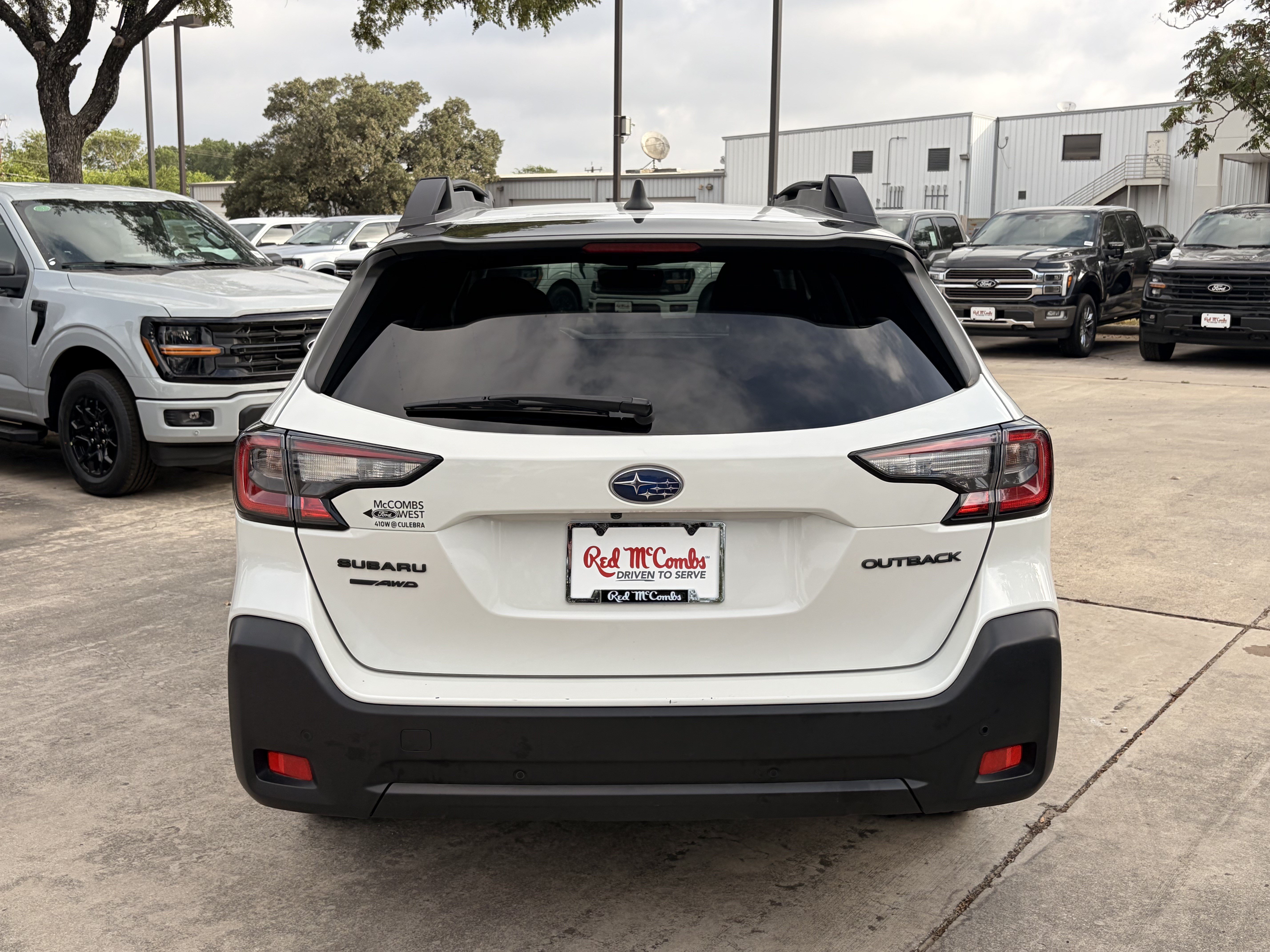 Used 2025 Subaru Outback Onyx Edition AWD/4WD image 4
