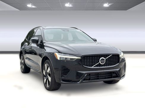 Used 2024 Volvo XC60 T8 Ultimate w/ Climate Package AWD/4WD image 7